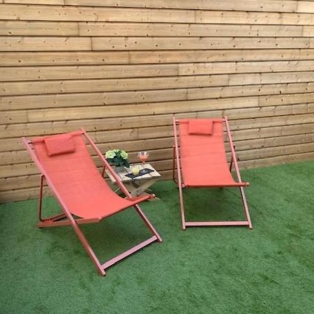 Les Jardins Avec Terrasse Appartement Amiens Buitenkant foto